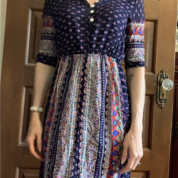 Miaopa print maxi dress with side slits size medium. GUC - Picture 2 of 15